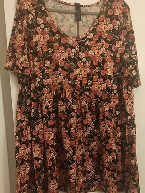 Agnes & Dora Floral Top in Pink and Gray